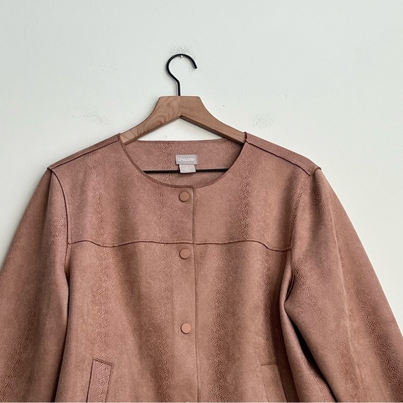 Chico’s Faux Suede Scuba Jacket L 12/14 Snakeskin Snap Front Boho Desert Tan - Picture 3 of 11